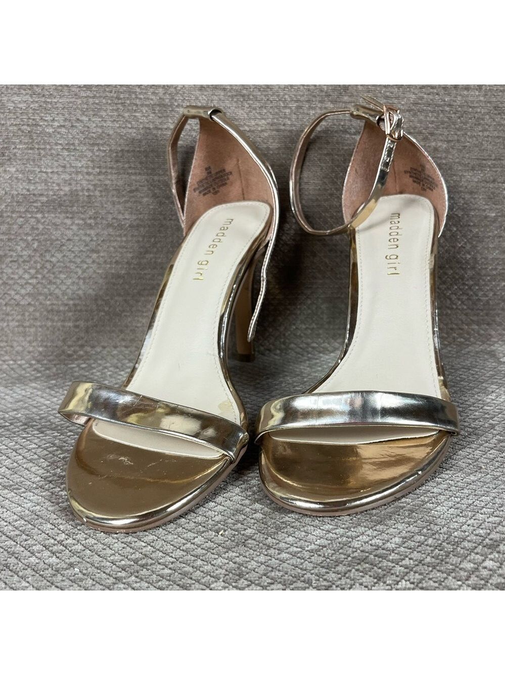 Madden Girl Women's Gold Heeled Sandals size 8 EUC